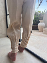 Cargar imagen en el visor de la galería, Pants with flavor