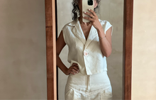 Load image into Gallery viewer, Chaleco Botón

